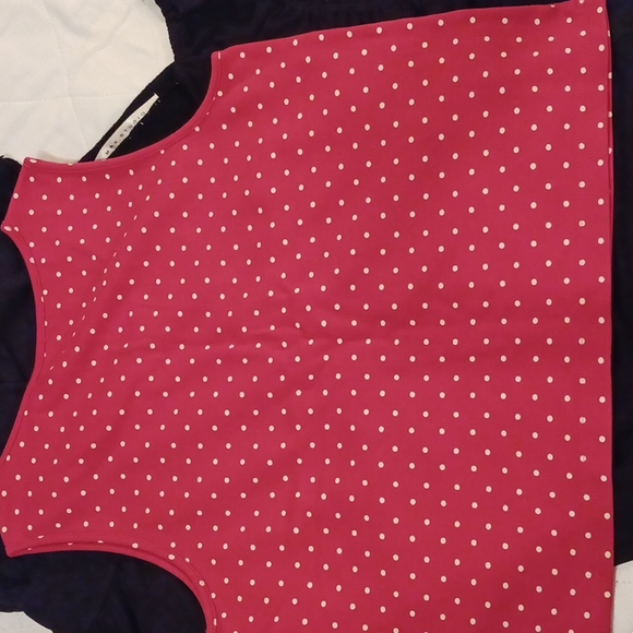 FINAL PRICE before donate! 4 EUC Tank Tops sizes  S & M - Picture 4 of 16